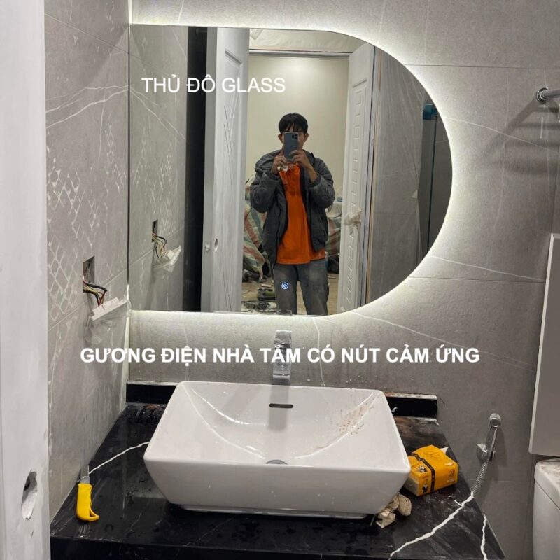 Gương điện nhà tắm phòng tắm nhà vệ sinh toilet ở Hà Nội